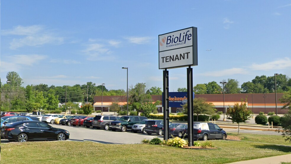 More Photos Of 11300 Blake Dr, Saint Ann General Retail For Lease