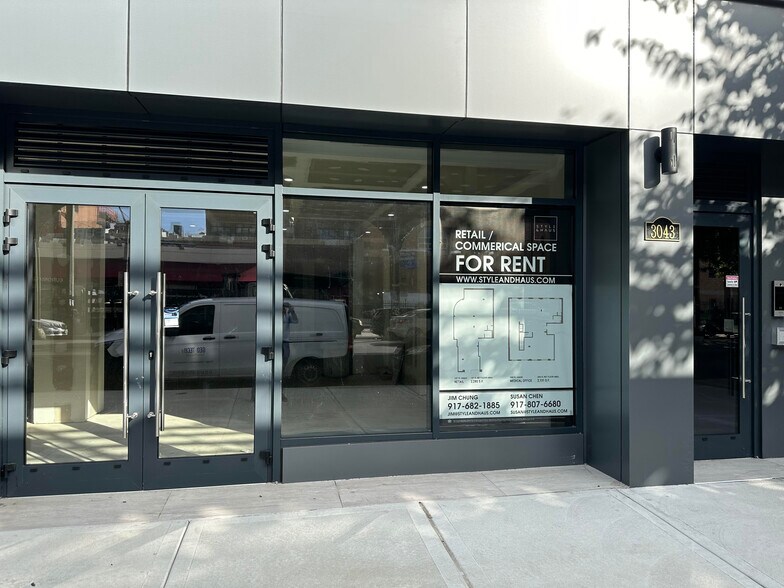 Primary Photo Of 3043 31st St, Long Island City Service For Lease