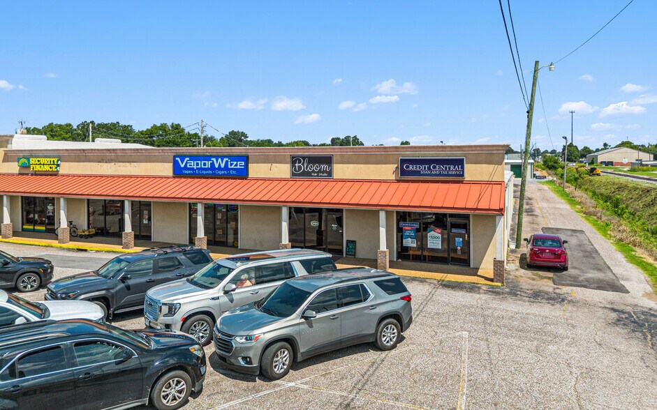 More Photos Of 206 E Reelfoot Ave, Union City General Retail For Sale