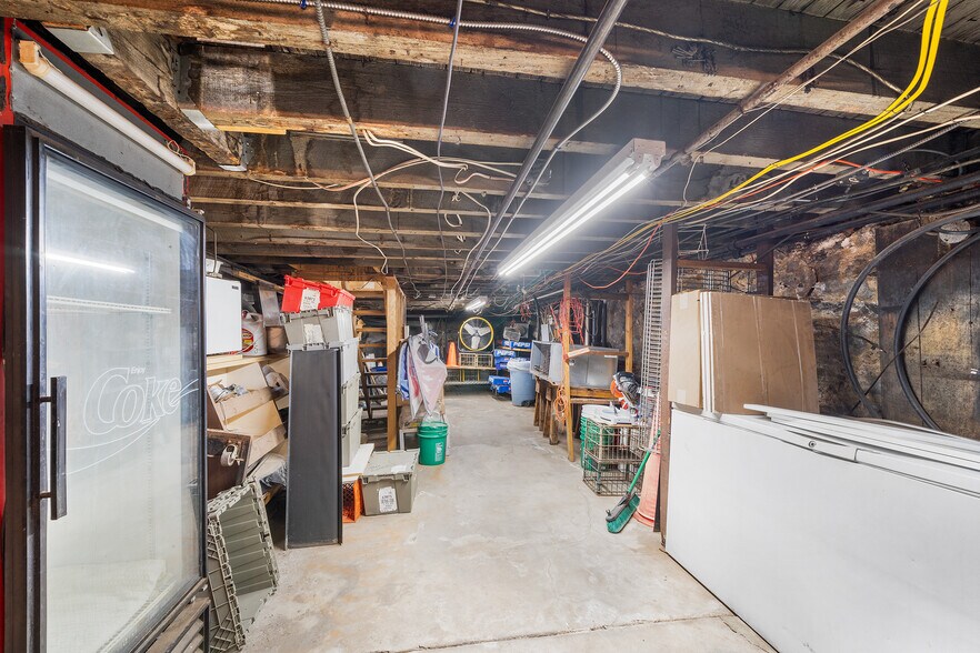 More Photos Of 2555 S Warnock St, Philadelphia Storefront Retail Residential For Sale