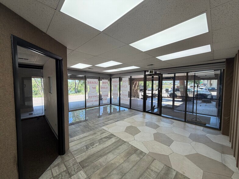 More Photos Of 640 W Tennessee Ave, Denver Light Distribution For Sale