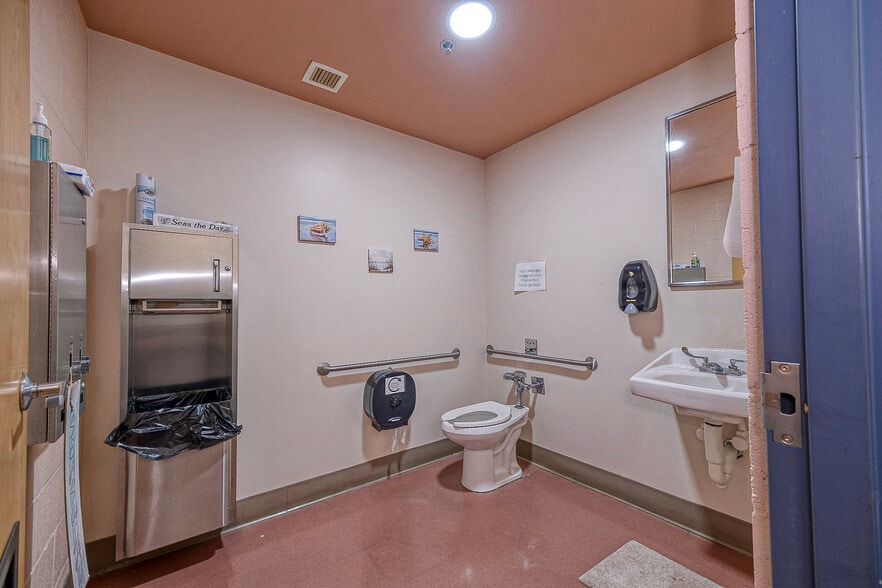 More Photos Of 255 Third St, New Kensington Schools For Sale