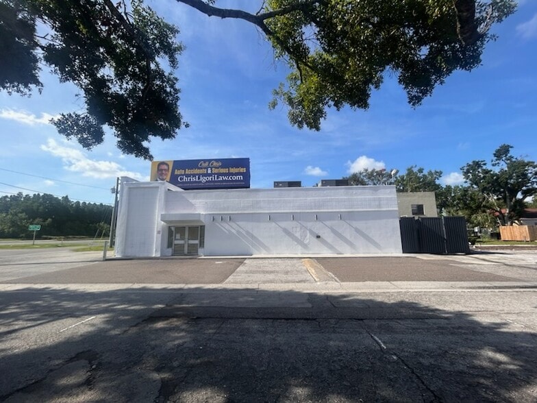 More Photos Of 8550 N Dale Mabry Hwy, Tampa Fast Food For Lease