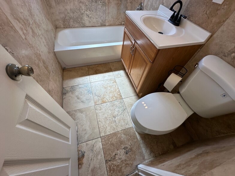 More Photos Of 1822 Cirby Way, Roseville Apartments For Sale