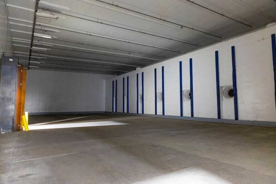 More Photos Of 301 G St, Exeter Landfill For Sale