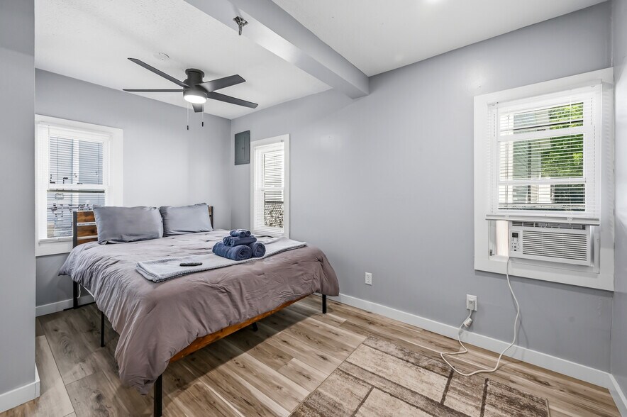 More Photos Of 5214 Old Lake Rd, Geneva Apartments For Sale