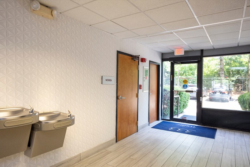 More Photos Of 333 Waller Ave, Lexington Medical For Sale