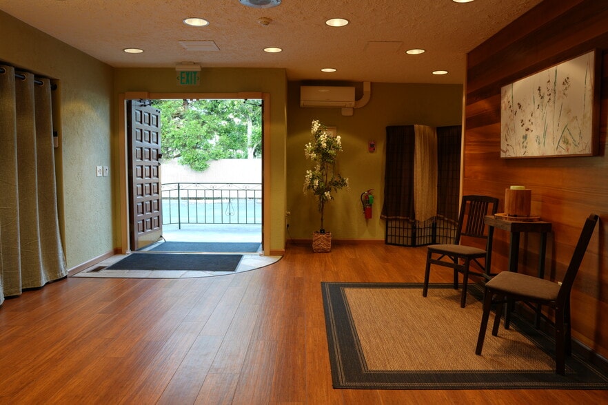 More Photos Of 1345 W 16th Ave, Eugene Religious Facility For Sale
