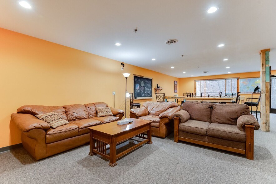 More Photos Of 11979 Cr-11, Burnsville Office For Sale