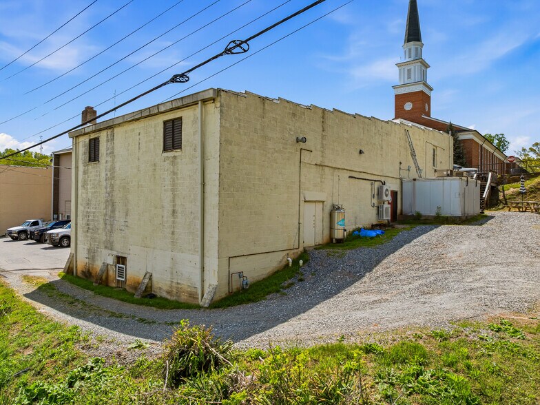 More Photos Of 70 N Main St, Mars Hill Restaurant For Sale