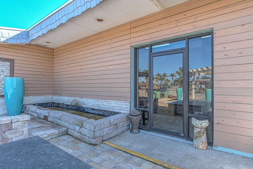 More Photos Of 2036 S Ridgewood Ave, Daytona Beach Medical For Sale