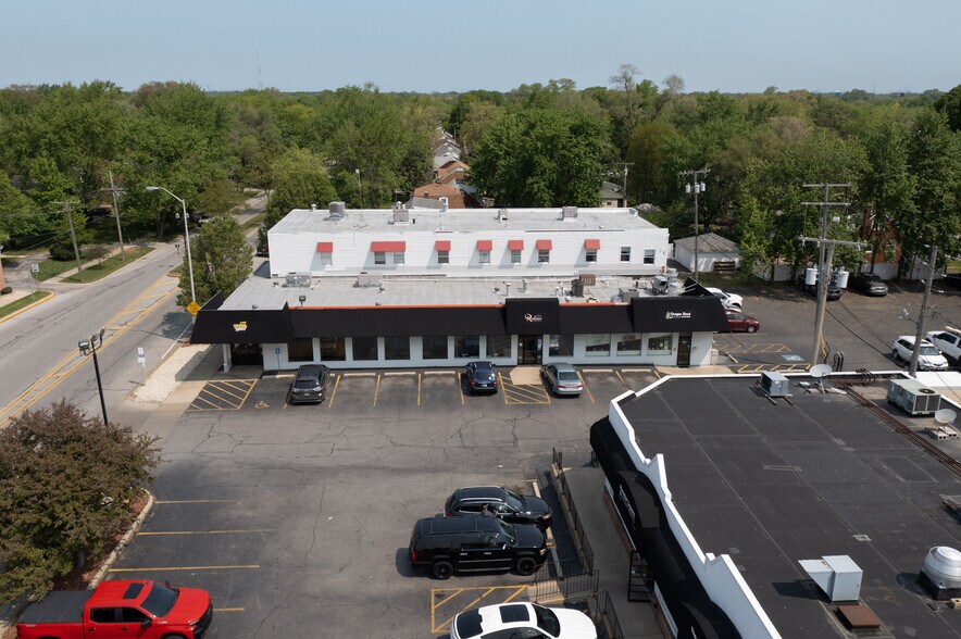 More Photos Of 215 Ridge Rd, Munster Unknown For Lease