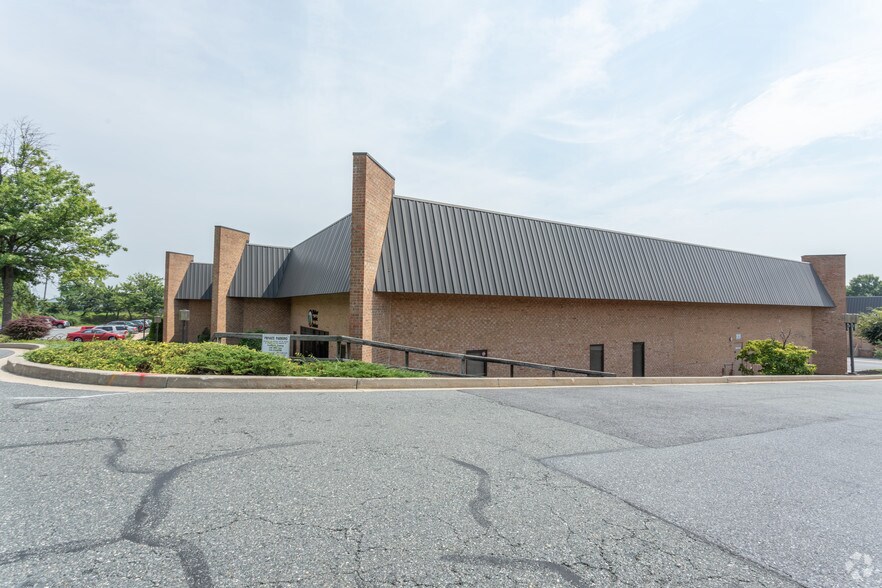 More Photos Of 9321 Philadelphia Rd, Rosedale Unknown For Lease