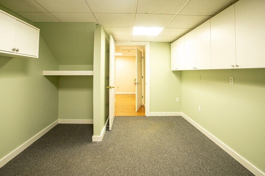 More Photos Of 767 Main Rd, Westport General Retail For Sale