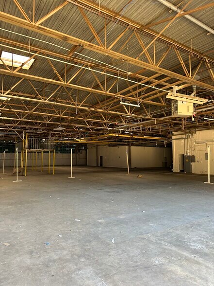 More Photos Of 1631 Willingham Dr, East Point Warehouse For Lease