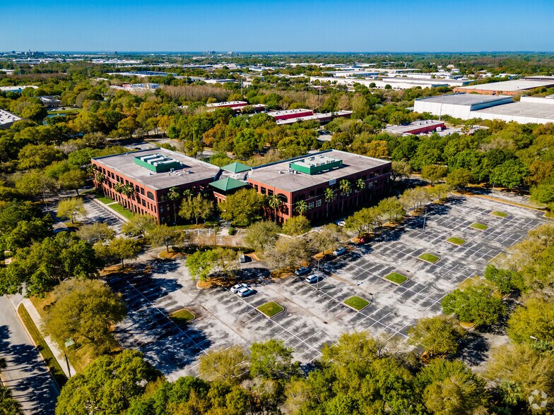 More Photos Of 4502 Woodland Corporate Blvd, Tampa Unknown For Lease