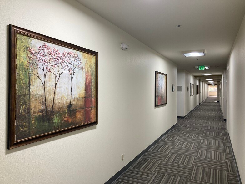 More Photos Of 97 E Brokaw Rd, San Jose Loft Creative Space For Lease