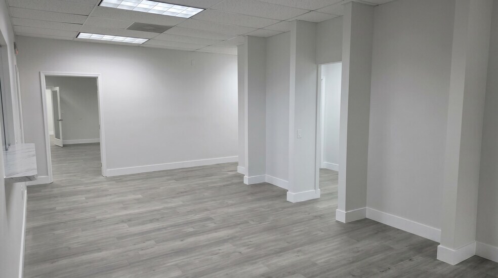 More Photos Of 7100 W Commercial Blvd, Lauderhill Unknown For Lease
