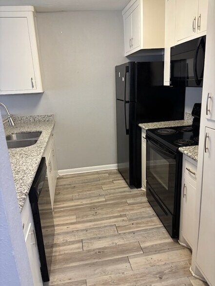 More Photos Of 311 Gladstell St, Conroe Apartments For Sale
