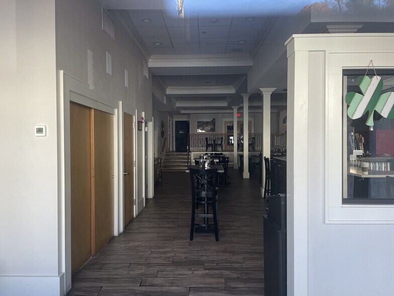 More Photos Of 173 Main St, Nyack Restaurant For Lease
