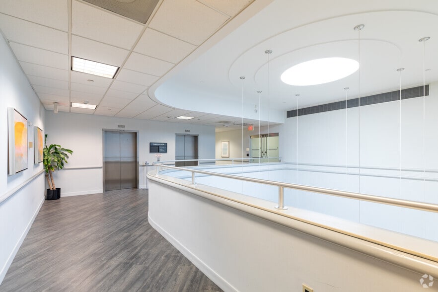 More Photos Of 101 Grovers Mill Rd, Lawrenceville Office For Sale