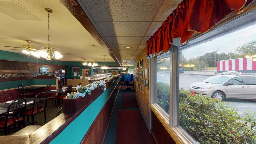 More Photos Of 1102 W Spring St, Monroe Restaurant For Sale