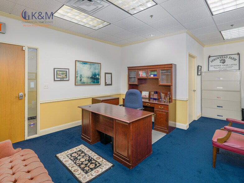 More Photos Of 459 Herndon Pky, Herndon Medical For Sale