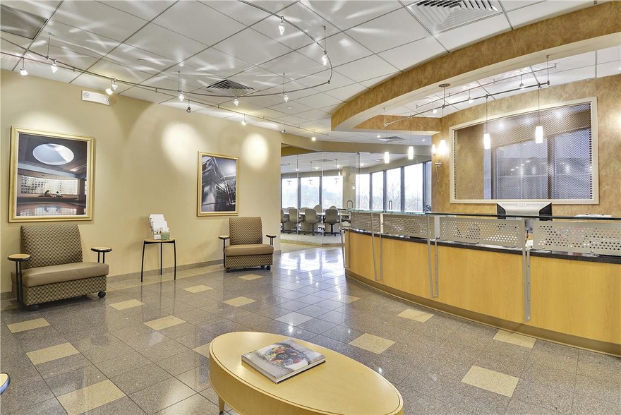 More Photos Of 804 W Diamond Ave, Gaithersburg Unknown For Lease
