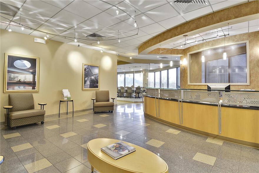 More Photos Of 804 W Diamond Ave, Gaithersburg Unknown For Lease