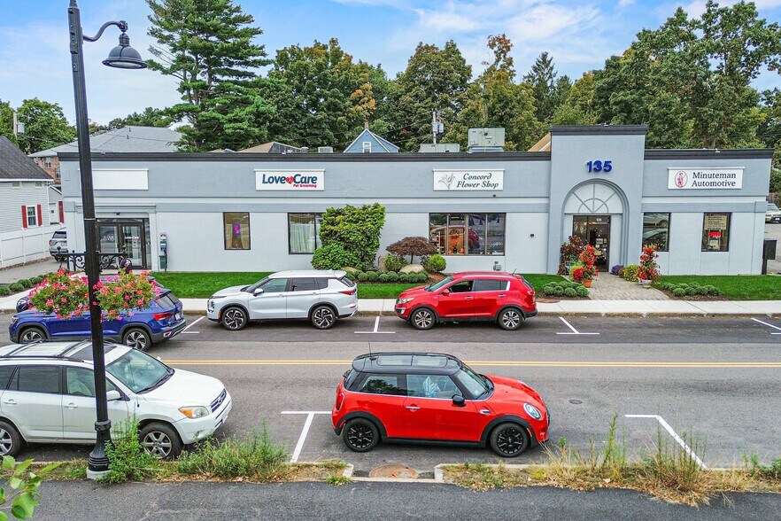 More Photos Of 135 Commonwealth Ave, Concord Storefront Retail Office For Lease