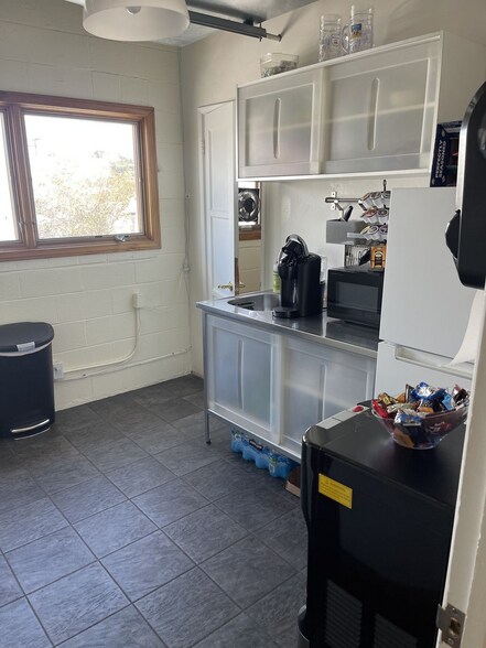 More Photos Of 8283-8285 La Mesa Blvd, La Mesa Storefront For Lease