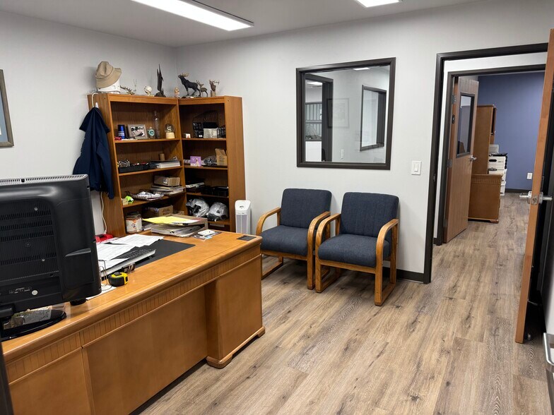 More Photos Of 160 N San Antonio Ave, Pomona Warehouse For Sale