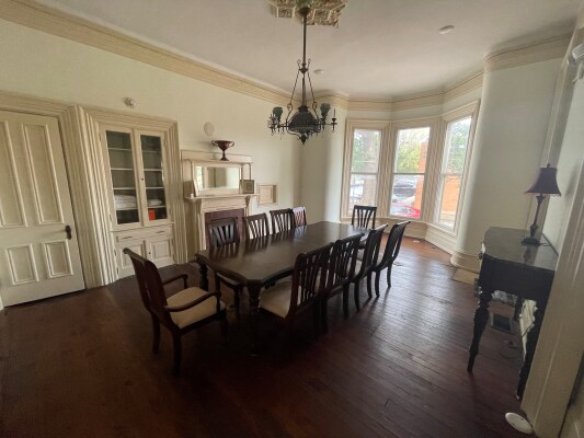 More Photos Of 435 E Walnut St, Springfield Specialty For Sale