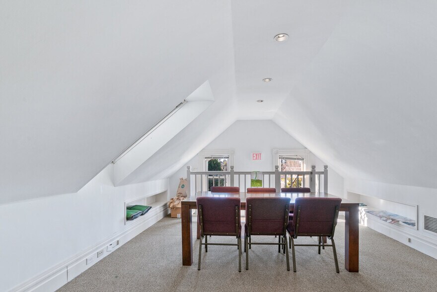 More Photos Of 603 Mission St, Santa Cruz Office For Sale