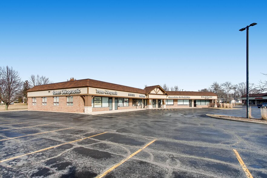 More Photos Of 1010-1072 E Schaumburg Rd, Streamwood Unknown For Lease