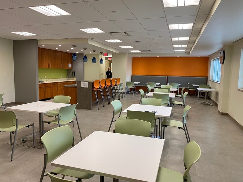 More Photos Of 200 Tracy Way, Charleston Medical For Sale