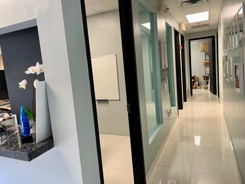 More Photos Of 11 SW 12th Ave, Dania Beach Warehouse For Lease