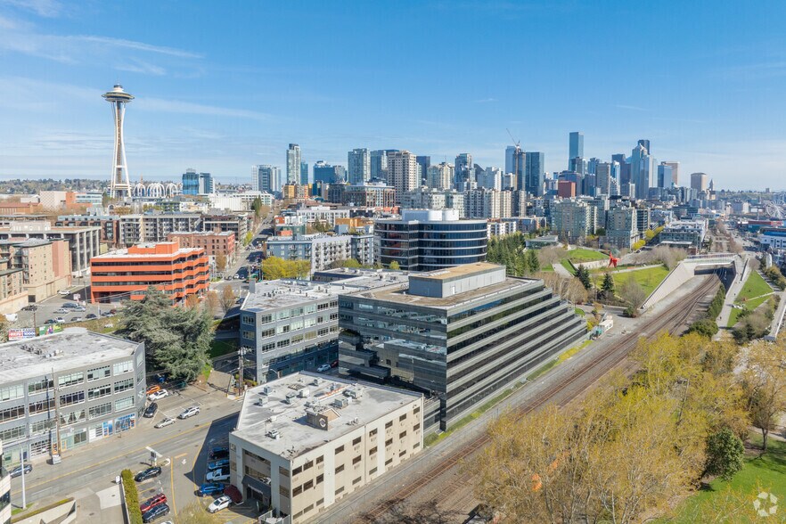 More Photos Of 3131 Elliott Ave, Seattle Office For Lease