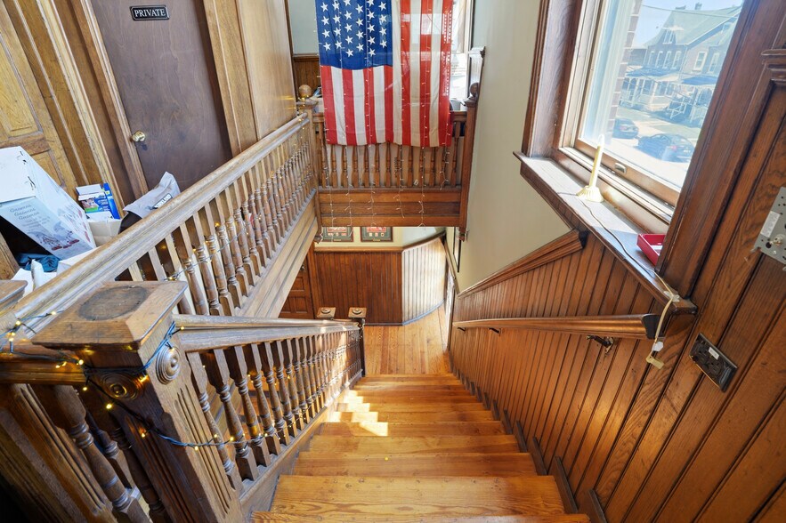 More Photos Of 301 Walnut St, Royersford Restaurant For Lease