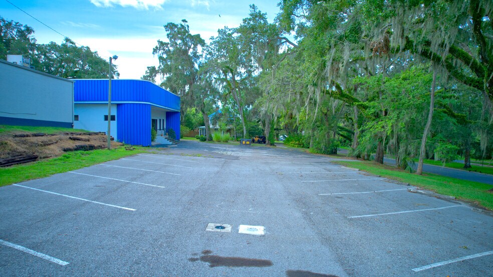 More Photos Of 614 E Jefferson St, Brooksville Office For Sale