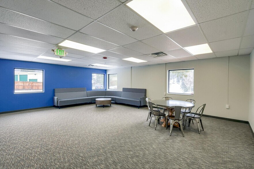 More Photos Of 19316 Goddard Ranch Ct, Morrison Office For Lease