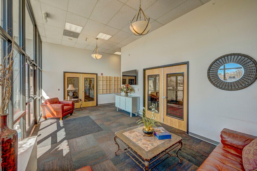 More Photos Of 634 Ryland St, Reno Office For Sale