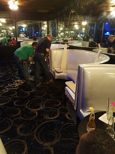 More Photos Of 13109 W 8 Mile Rd, Detroit General Retail For Sale