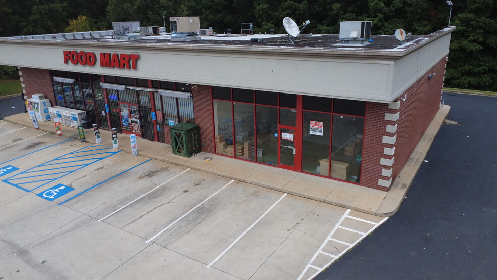 More Photos Of 5040 Highway 5, Douglasville Service Station For Lease