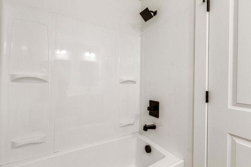 More Photos Of 114 Chella Ct, Sanford Multifamily For Sale