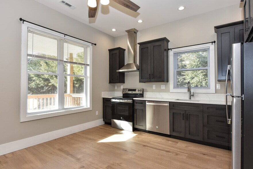 More Photos Of 127 Pine St, Wurtsboro Apartments For Sale