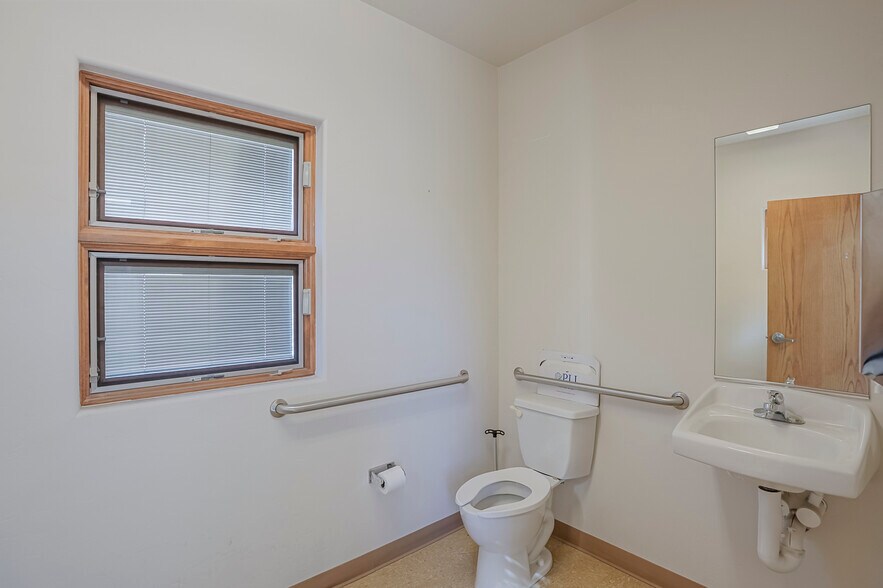 More Photos Of 3188B- 3194A, Prescott Valley Medical For Lease
