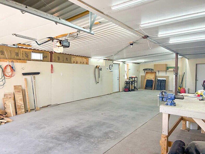 More Photos Of 301 E Calvary Rd, Fort Davis Specialty For Sale