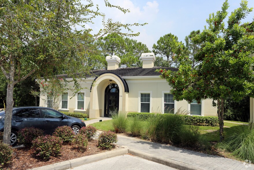 More Photos Of 5338 Primrose Lake Cir, Tampa Office For Sale