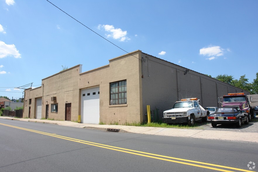419 E 1st Ave, Roselle, NJ 07203 Industrial